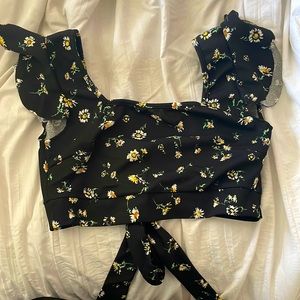 Woman’s reversible top.